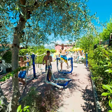 Hébergement de vacances Holiday Family Camping Serenella-1 By Interhome *